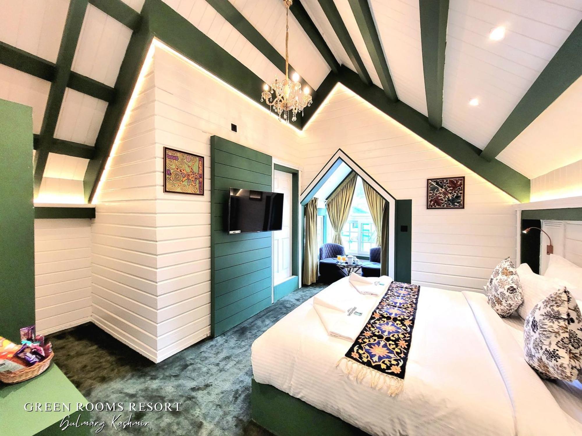 Green Rooms Resort Gulmarg Extérieur photo