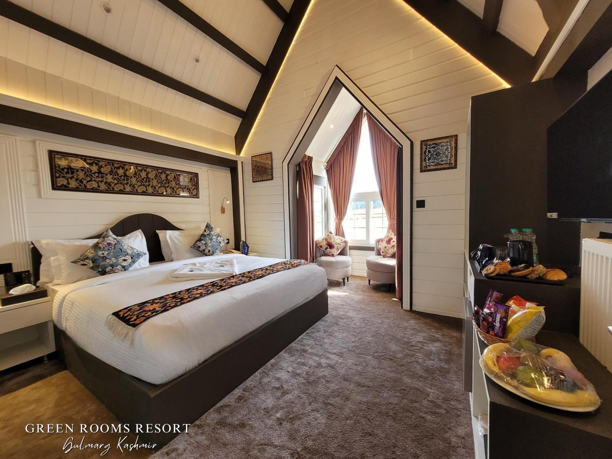 Green Rooms Resort Gulmarg Extérieur photo